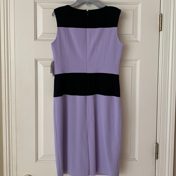 Lavender and black Sheath Dress - Picture 3 of 6